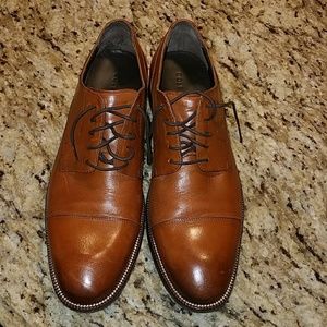 New brown leather men's shoes